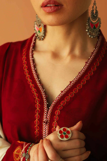 KHADDAR 3PC EMBROIDERED DRESS EMBROIDERED SHAWL D-339