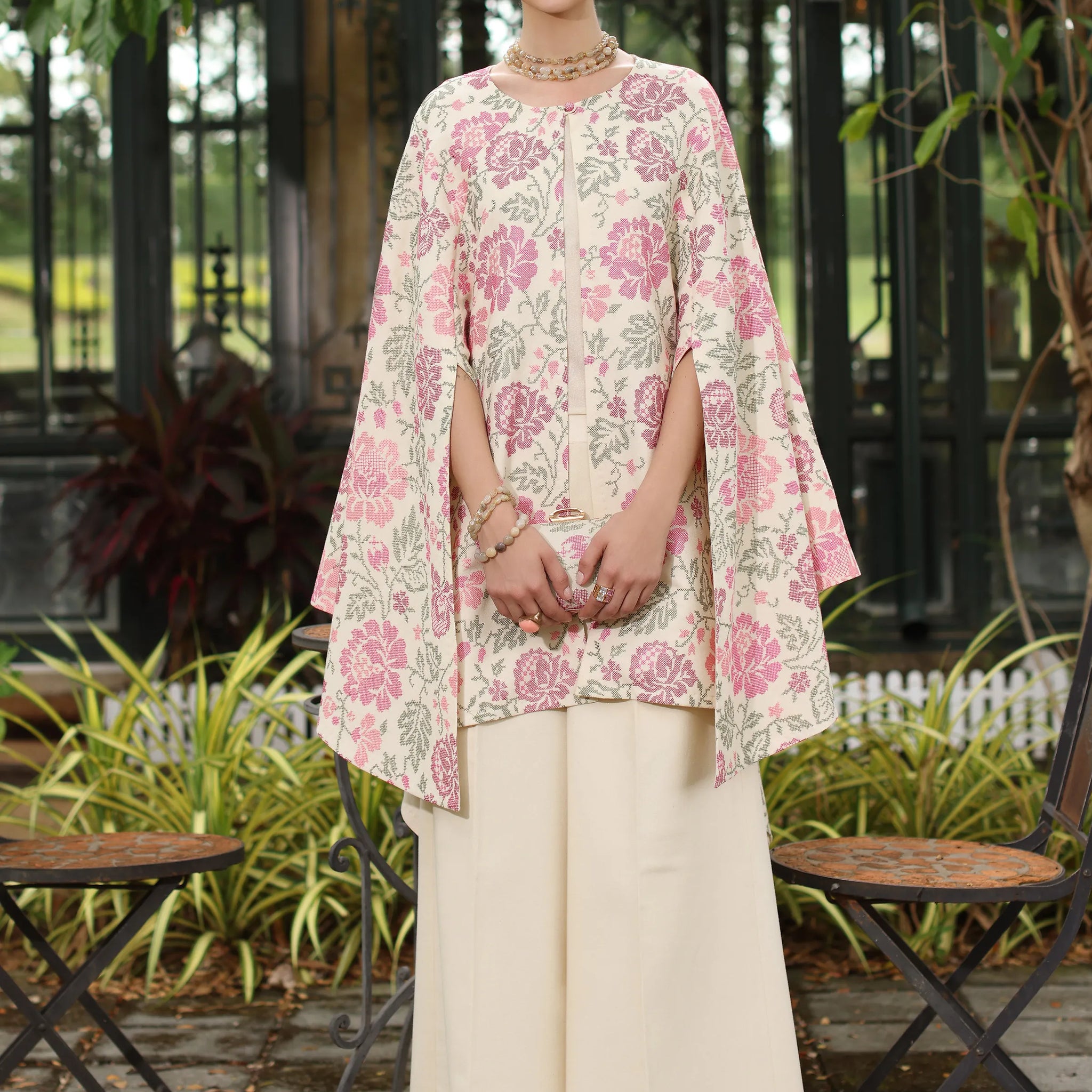 ELLEGANCE CROSS STICHT